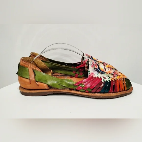 FRIDA KAHLO LEATHER HUARACHES NWOT - Picture 3 of 7